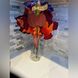 Fall Themed Glass Vase with Leaves and Pumpkin Decor